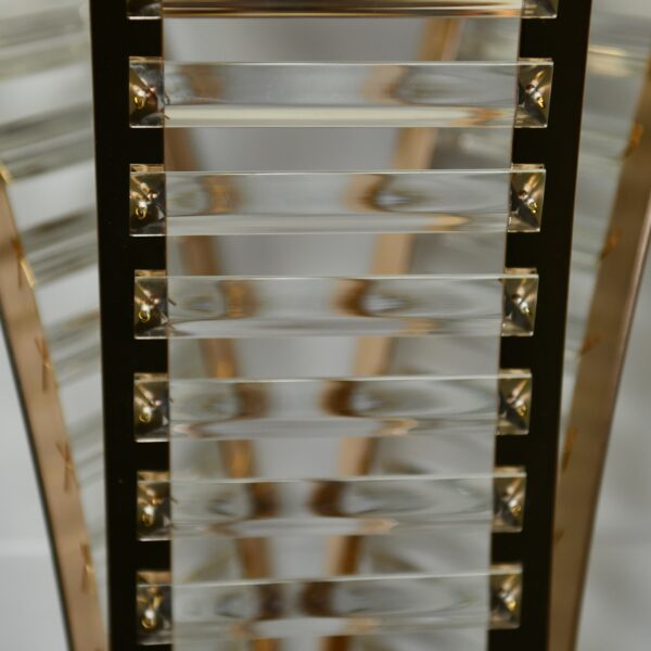 Ribbed Metal Stand