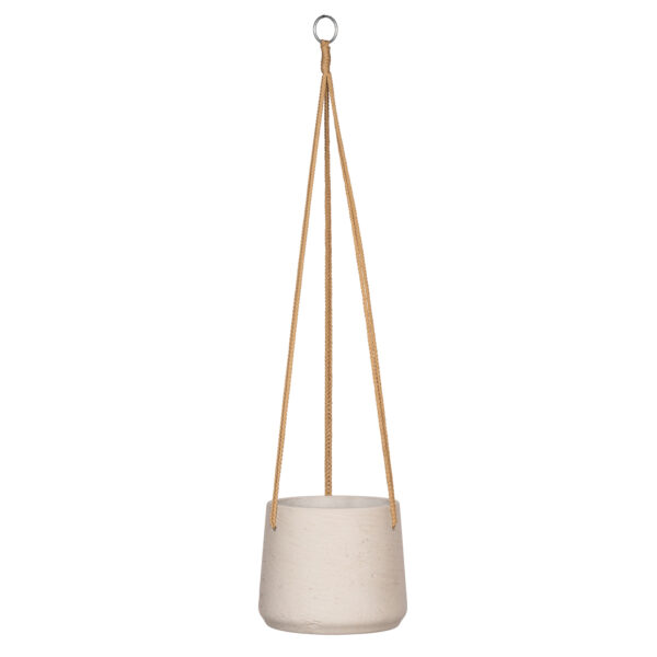 Patt L (hanging)